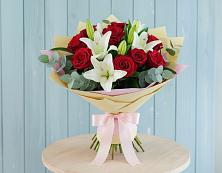 Букет цветов из:  Лилии и Розы #REPLACE_PRED# Камышевской