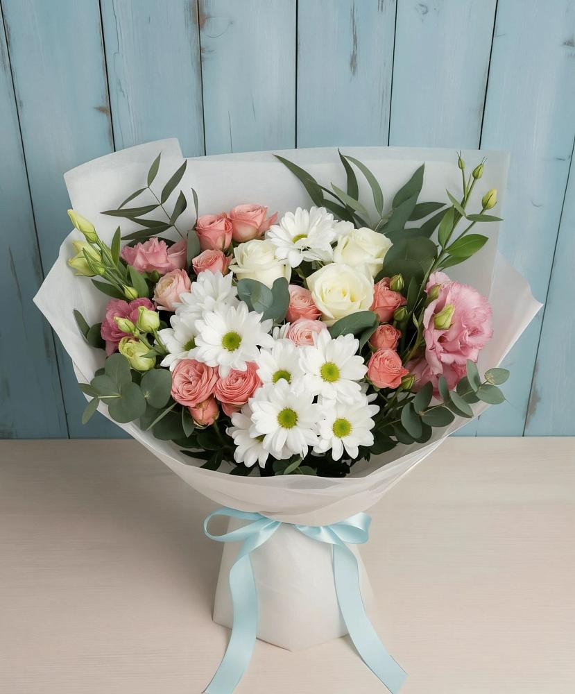 Букет цветов из: Розы, Лизиантусы и Хризантемы в Камышевской