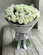 Букет 35 Белых роз в Камышевской