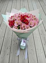 Букет цветов из:  Альстромерии в Камышевской