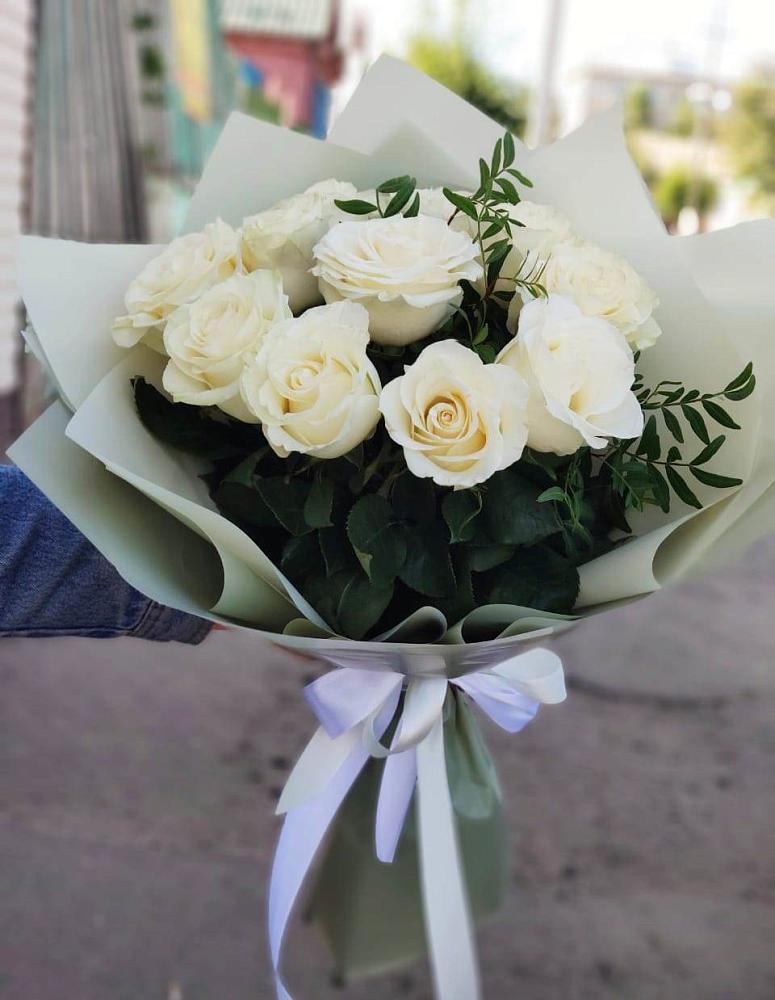 Букет Белые розы Проуд в Камышевской