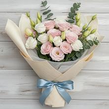 Букет цветов из:  Лизиантусы #REPLACE_PRED# Камышевской