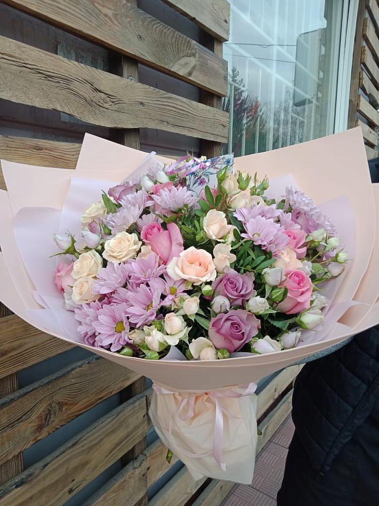 Букет цветов из: Розы и Хризантемы в Камышевской