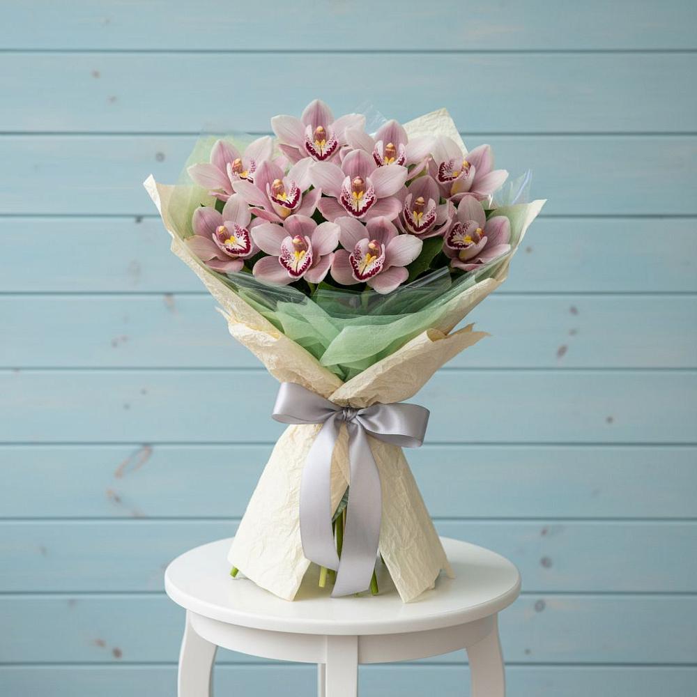 Букет цветов из: Орхидеи и Розы в Камышевской