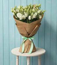 Букет цветов из:  Лизиантусы в Камышевской