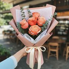 Букет цветов из:  Розы в Камышевской