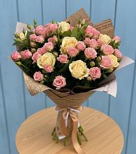 Букет цветов из:  Розы в Камышевской