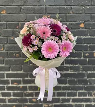 Букет цветов из:  Герберы и Хризантемы в Камышевской