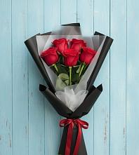 Букет цветов из:  Розы в Камышевской