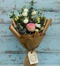 Букет цветов из:  Розы и Лизиантусы #REPLACE_PRED# Камышевской
