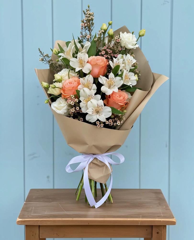 Букет цветов из: Альстромерии, Лизиантусы, Розы и Хризантемы в Камышевской