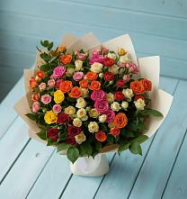 Букет Микс из разноцветных кустовых роз в Камышевской