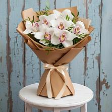 Букет цветов из:  Орхидеи и Розы в Камышевской