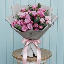 Букет цветов из:  Розы в Камышевской